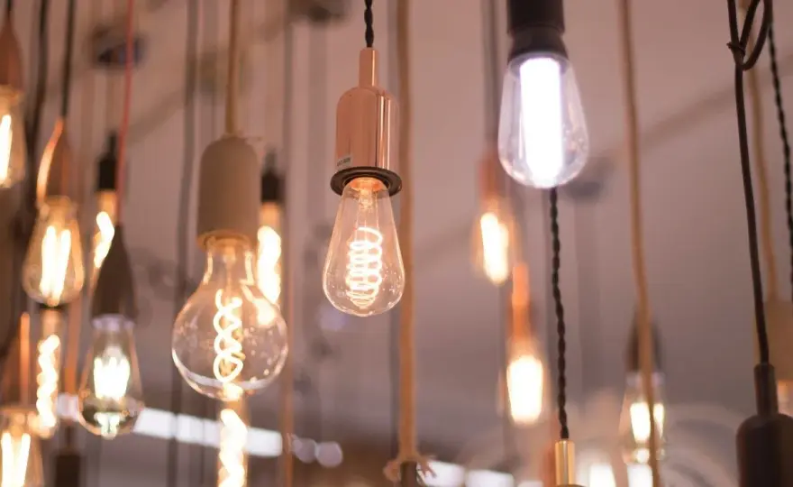 Bombilla G9 - ¿Halógena o LED? Guía para elegir bien