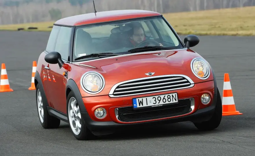 Mini Cooper 1.4 diesel - co to za silnik i jakie ma problemy?