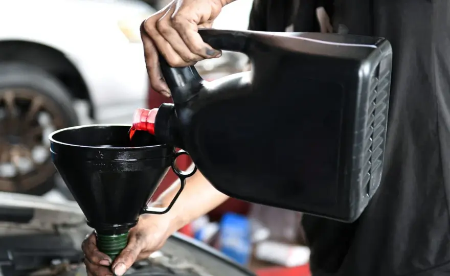 Jaki olej do Nissan Qashqai 2.0 benzyna LPG, aby uniknąć problemów?