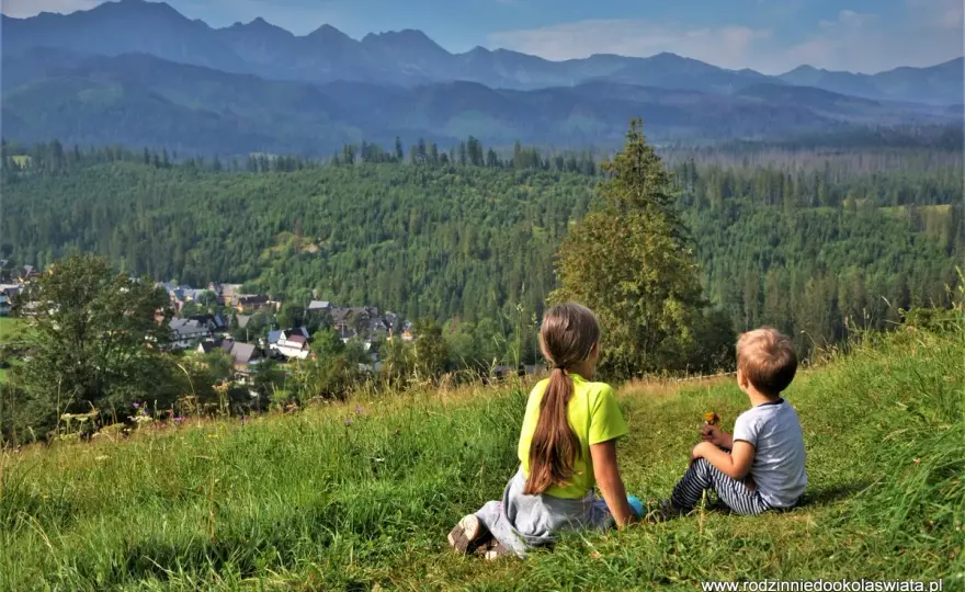 Tatry z dzieckiem: Łagodne szlaki, atrakcje i porady eksperta