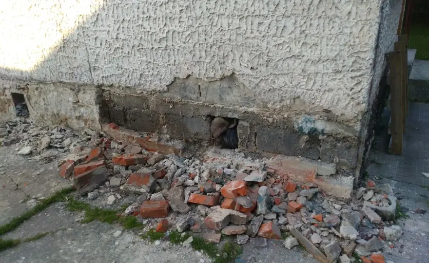 Jak wzmocnić stare fundamenty z kamienia? Skuteczne metody i porady