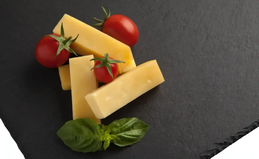 Pecorino - co to? Różnice, odmiany i jak używać w kuchni