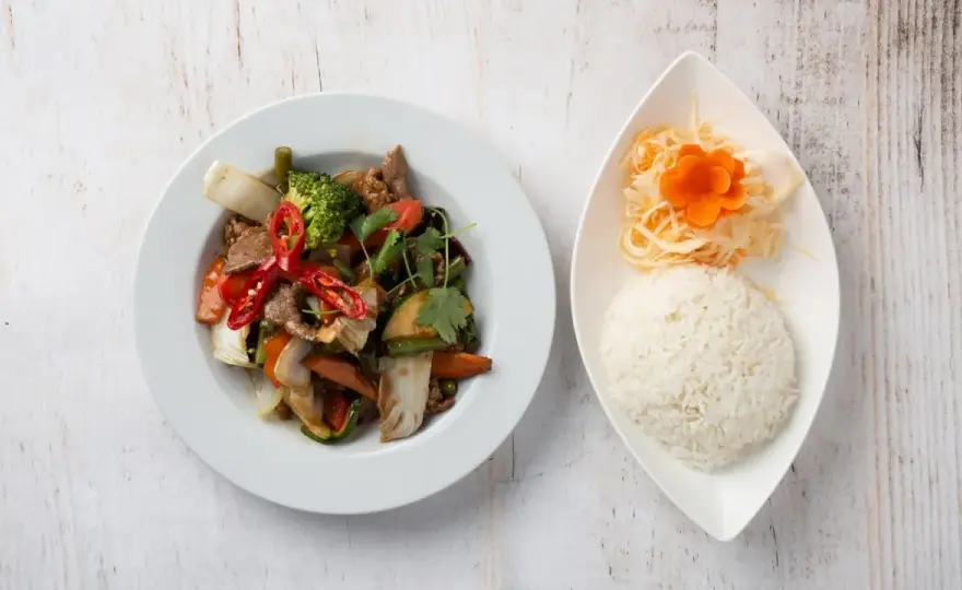 Bambus Grill & Oriental w Gdyni – autentyczne smaki Azji na wyciągnięcie ręki