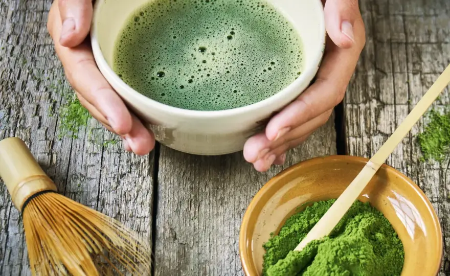 Co to jest matcha - jak ją parzyć bez goryczy? Poznaj sekrety smaku