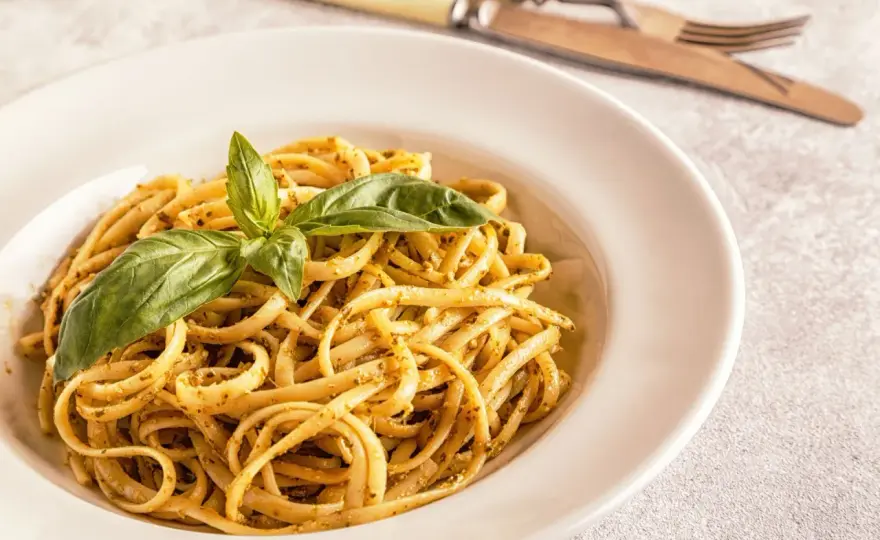 Linguine - co to, z czym jeść i jak gotować al dente?