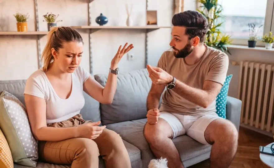 Gelosia retroattiva - Come gestirla e salvare la relazione