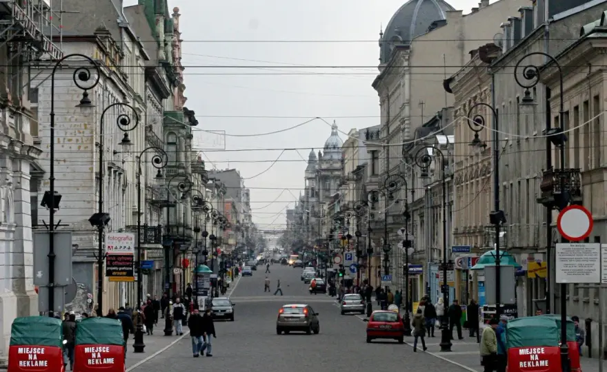Piotrkowska Łódź - Spacer idealny? Plan na każdą godzinę!