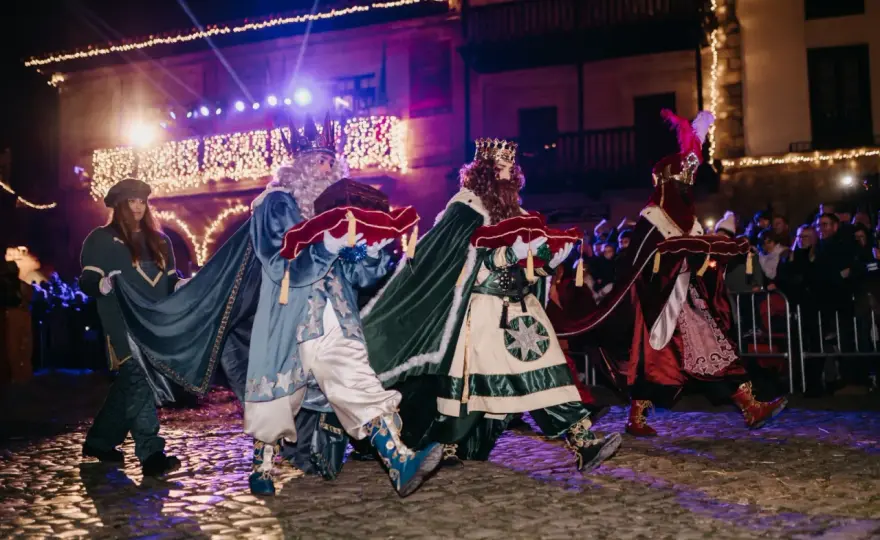 Cabalgata de Reyes Santillana del Mar - Guía para no perderte nada