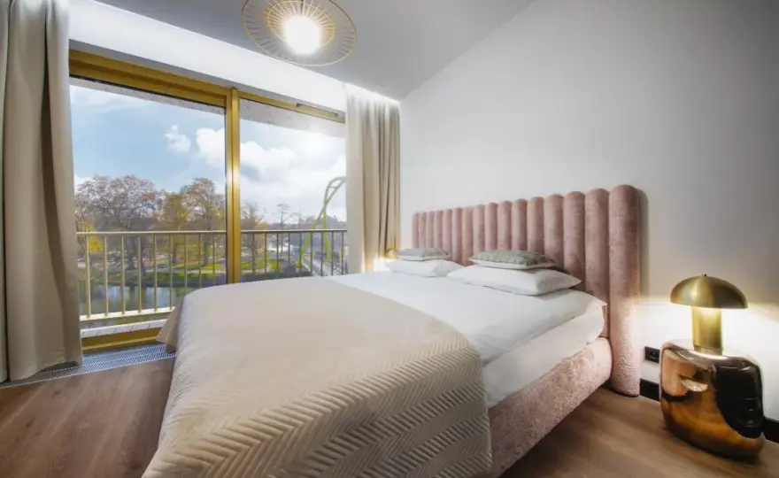 Jak liczyć noclegi w hotelu i uniknąć nieprzyjemnych kosztów