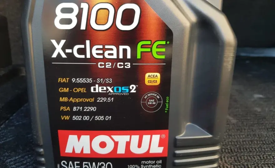 Motul Specific 5W30 B71 2290: Czy to najlepszy olej dla PSA?