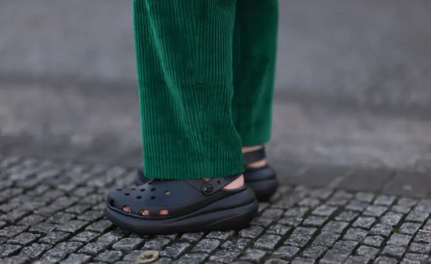 Jakie buty do pracy chodzącej zapewnią Ci komfort i bezpieczeństwo?
