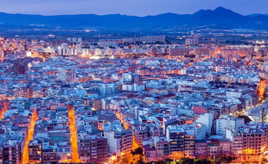 Alicante w listopadzie - Jaka jest pogoda i czy warto tam lecieć?