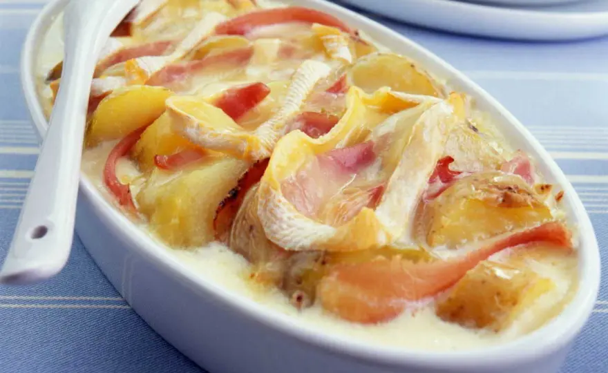 Tartiflette au jambon cru - la recette fondante et plus fine