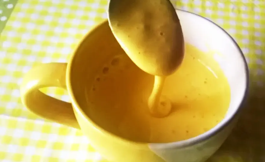 Kogel-mogel idealny - jak zrobić kremowy deser krok po kroku?