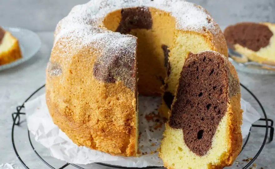 Klassischer Marmorkuchen - So gelingt er garantiert saftig und locker