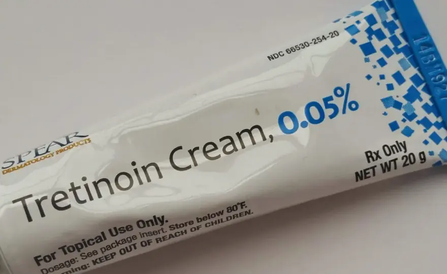 Tretinoin i Sverige - Så får du recept och undviker misstag