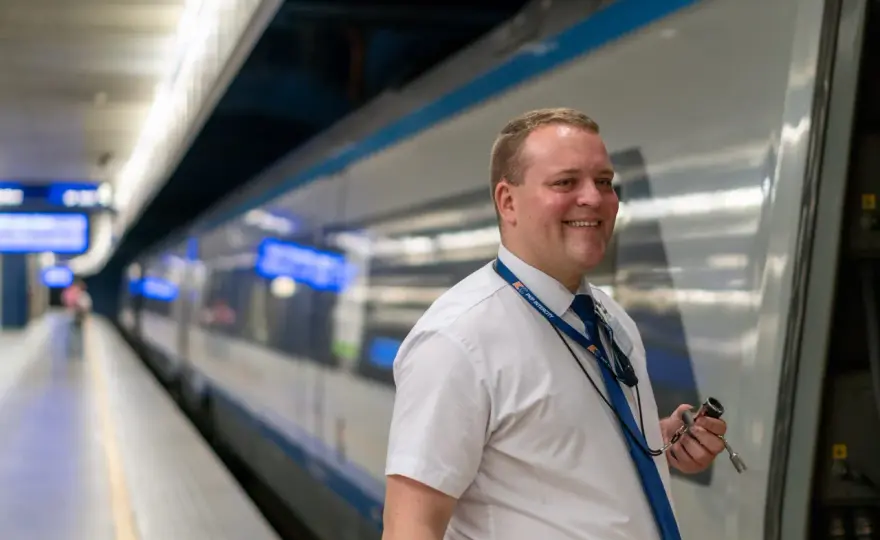 Kurs na konduktora Intercity - jak wygląda szkolenie?