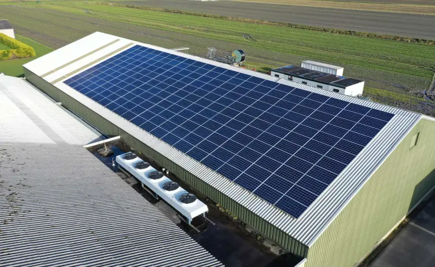 Magazyn energii 100 kWh - Ile kosztuje i czy się opłaca?