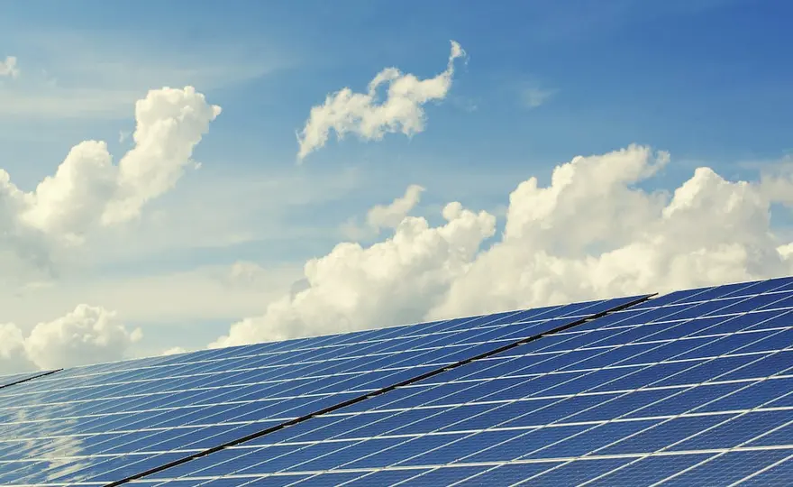  Odnawialne i nieodnawialne źródła energii - przykłady i różnice
