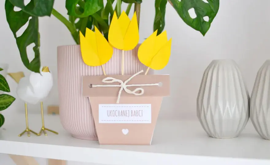  Prezent dla babci i dziadka DIY - zrób to sam! Praktyczny poradnik rękodzieła
