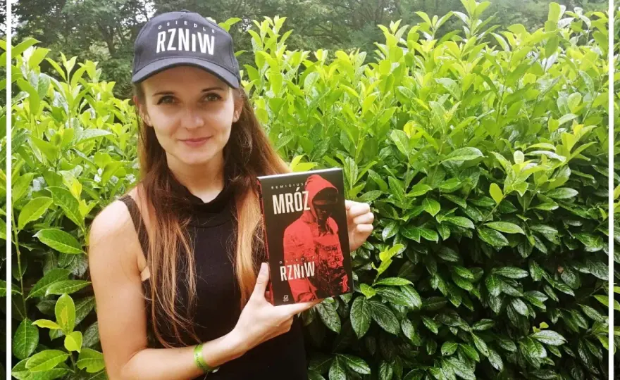 Osiedle RZNiW: Co to znaczy? Symbol Mroza i polskie blokowiska