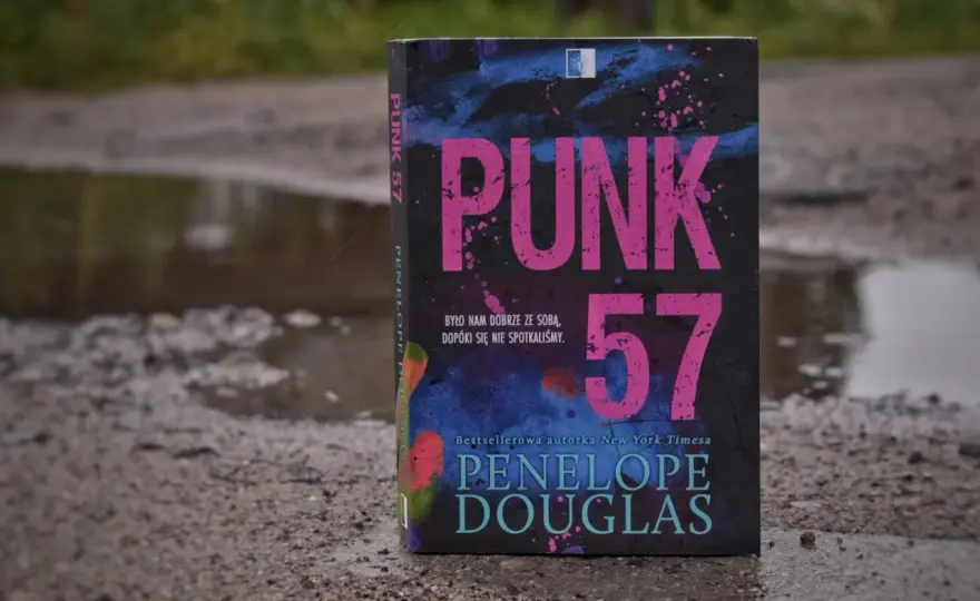 Punk 57 - Czy to książka dla Ciebie? Recenzja i analiza
