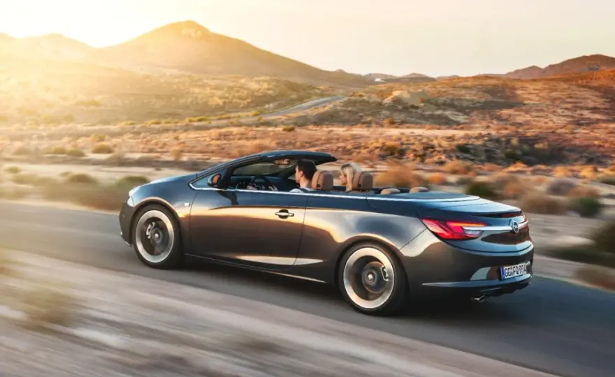 Opel Cascada – Czy ten kabriolet ma sens? Poradnik kupującego