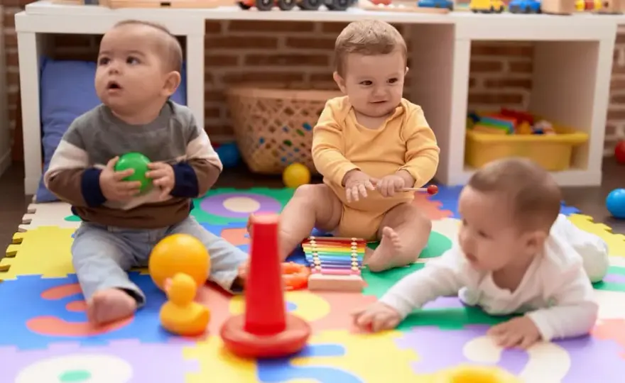 Od jakiego wieku jest żłobek? Odkryj, kiedy możesz zapisać dziecko
