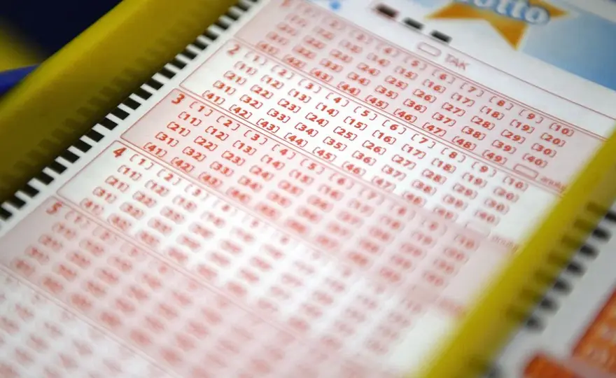 Lotto: Przewidywanie wyników to iluzja. Jedyna logiczna strategia.