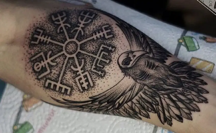 Tatuaże Wikingów: Prawdziwe znaczenie symboli. Wybierz mądrze!