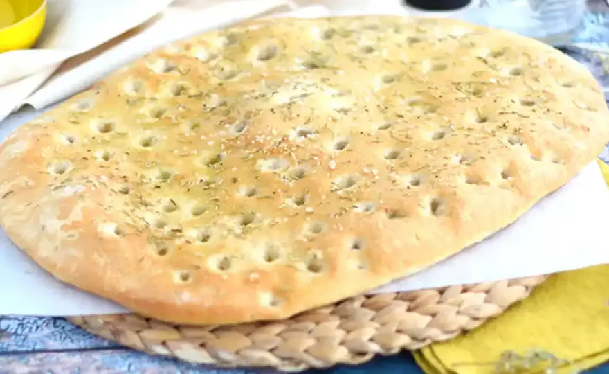 Focaccia idealna - przepis na włoski chleb krok po kroku