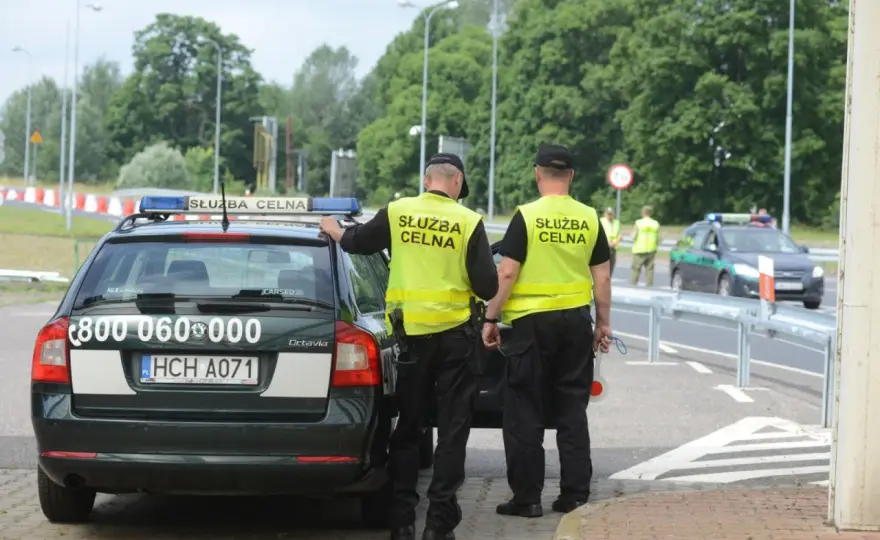 Służba Celno-Skarbowa - Praca, zadania, rekrutacja i różnice