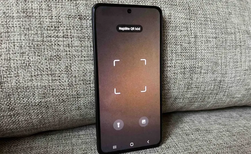 Skanowanie kodów QR na Samsungu - Szybko i bez aplikacji