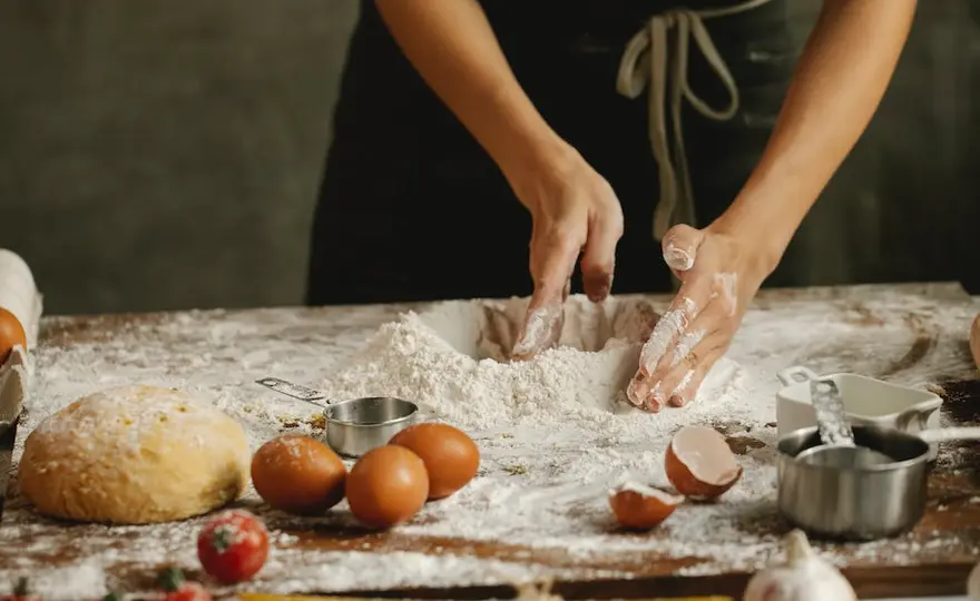  Ile gram waży łyżka mąki? Sprawdź w prosty sposób