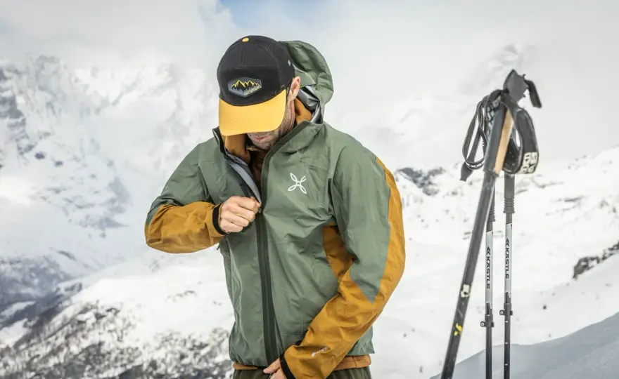 PrimaLoft vs GORE-TEX - Lequel choisir pour la montagne ?