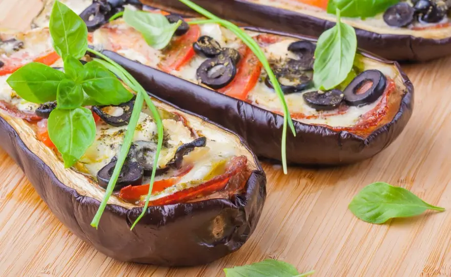 Aubergines farcies à la viande hachée, fondantes et parfumées