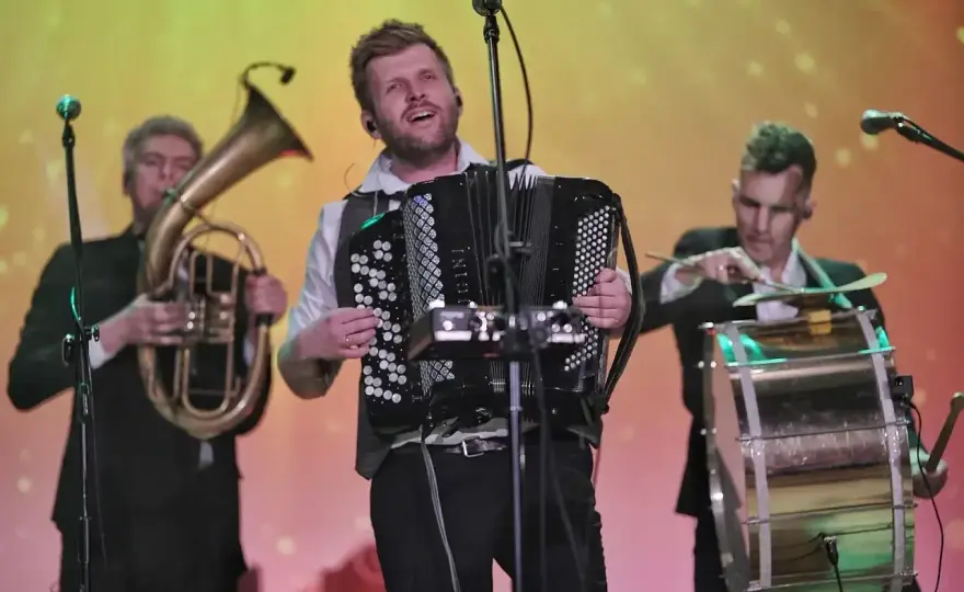 Bum Bum Orkestar - dlaczego ich muzyka porywa?
