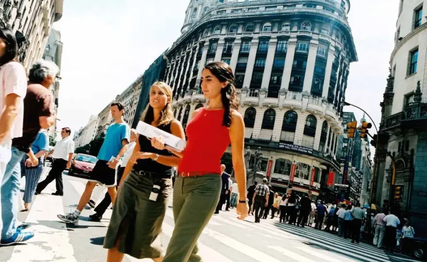 Czy Buenos Aires jest bezpieczne? Porady, statystyki i bezpieczne dzielnice dla turystów