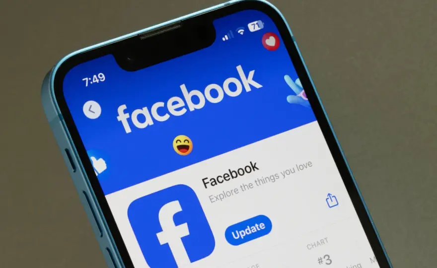 Jak usunąć relacje z FB? Szybki poradnik krok po kroku