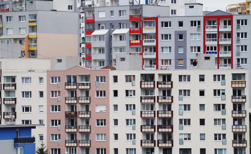 Wady mieszkania od dewelopera - Skuteczna reklamacja i rękojmia