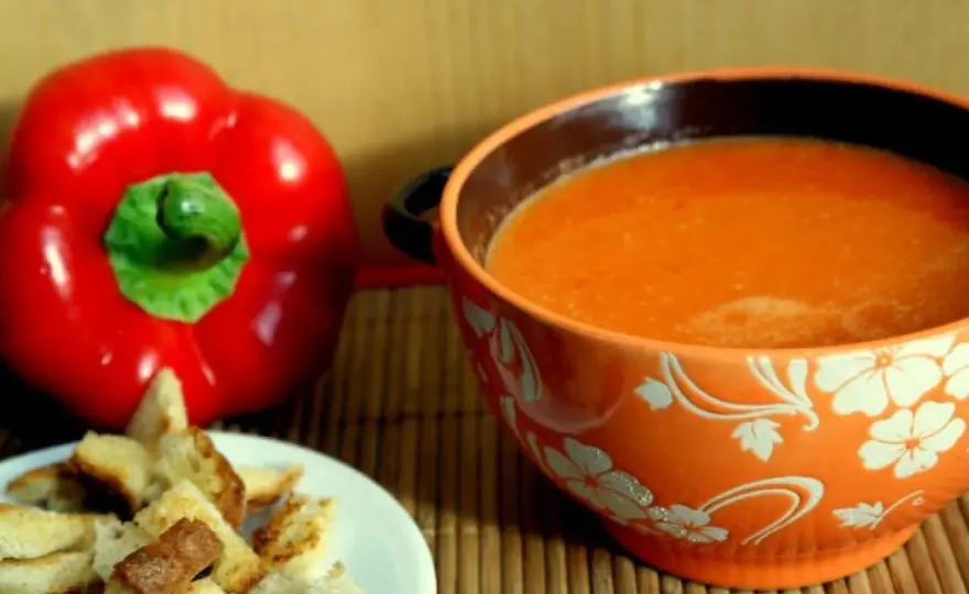 Zupa krem z papryki - sekret pieczenia dla głębi smaku