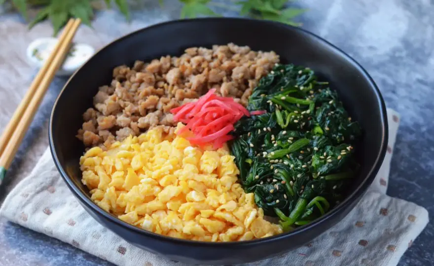 Sanshoku Don - Build the Perfect Japanese 3-Color Rice Bowl