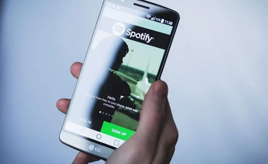 Spotify w Polsce od kiedy? Zaskakująca historia i rozwój platformy
