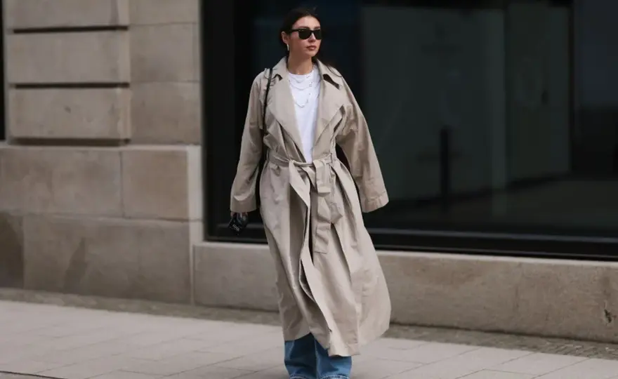 Modne płaszcze na wiosnę - trendy, kolory i stylizacje, które zaskoczą