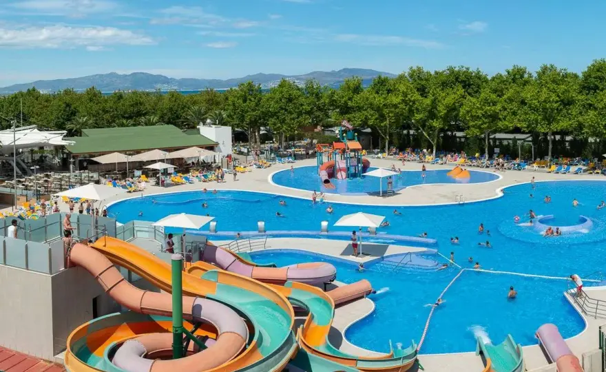 Campings Costa Brava - ¿Cómo elegir el ideal para tu viaje?