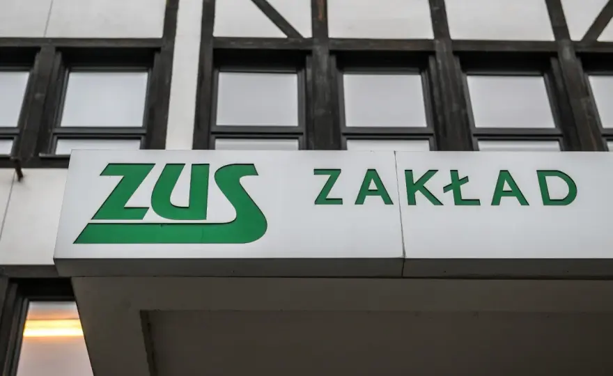 Zasiłek stały a świadczenie uzupełniające - jak liczyć limity