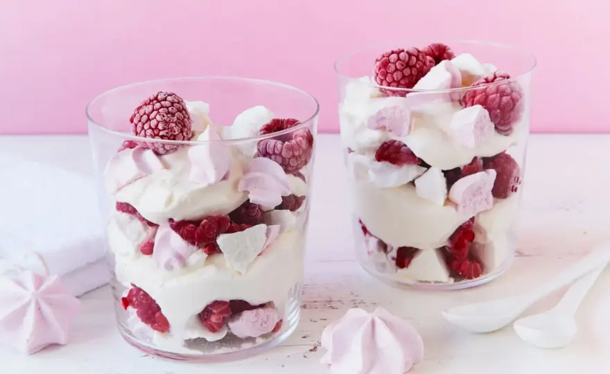 Himbeer-Baiser-Dessert - So gelingt es perfekt!