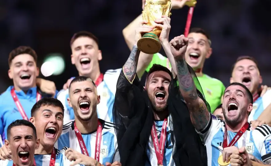 Kto jest Mistrzem Świata w piłce nożnej? Argentyna i historia Mundiali