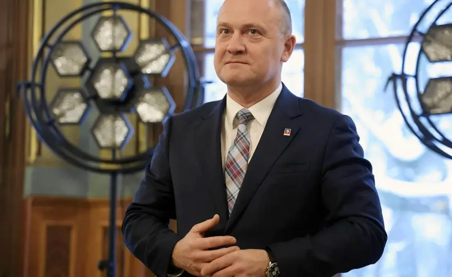 Gdzie mieszka prezydent Szczecina? Prywatność, urząd i kontakt
