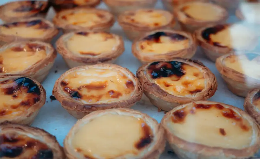Pastéis de Nata - idealny przepis. Chrupiące i kremowe!
